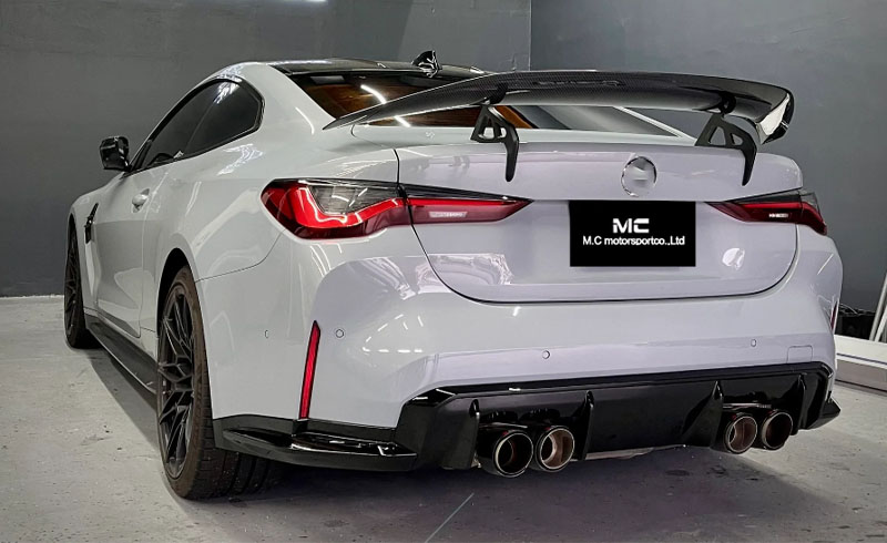 For BMW G22 G82 Carbon Fiber ADRO Style Rear Spoiler