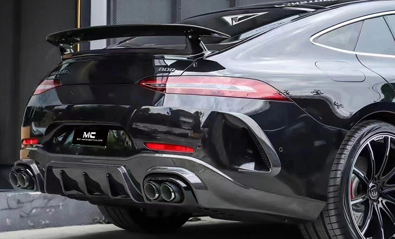 For Mercedes Benz AMG GT63 Carbon Fiber Diffuser with Carbon Fiber Exhaust Tips.