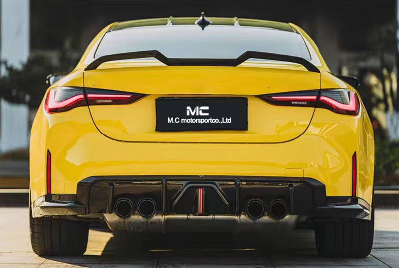 For BMW G82 G22 M4 Carbon Fiber V Style Spoiler