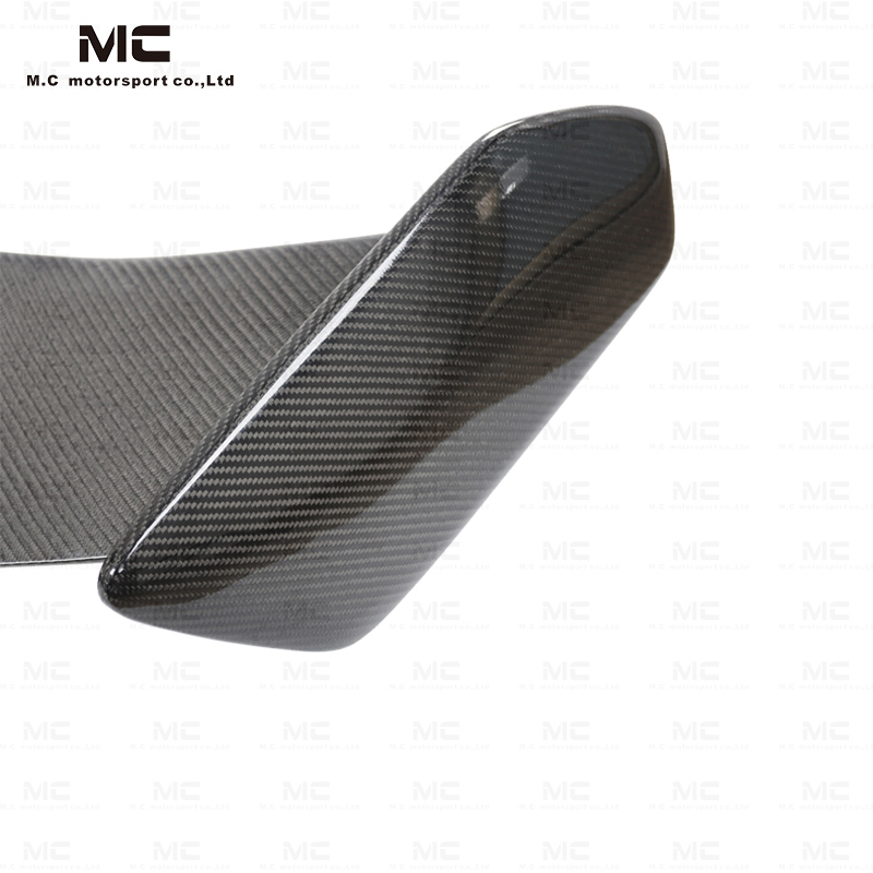 For BMW G82 D Style Carbon Fiber Rear Spoiler 
