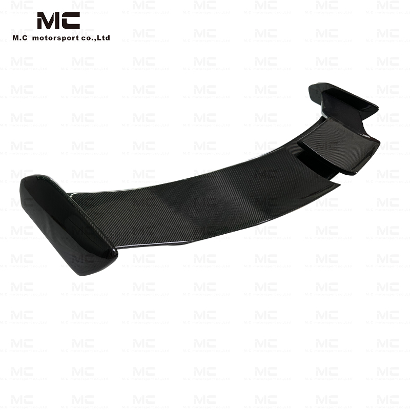 For BMW G82 D Style Carbon Fiber Rear Spoiler 