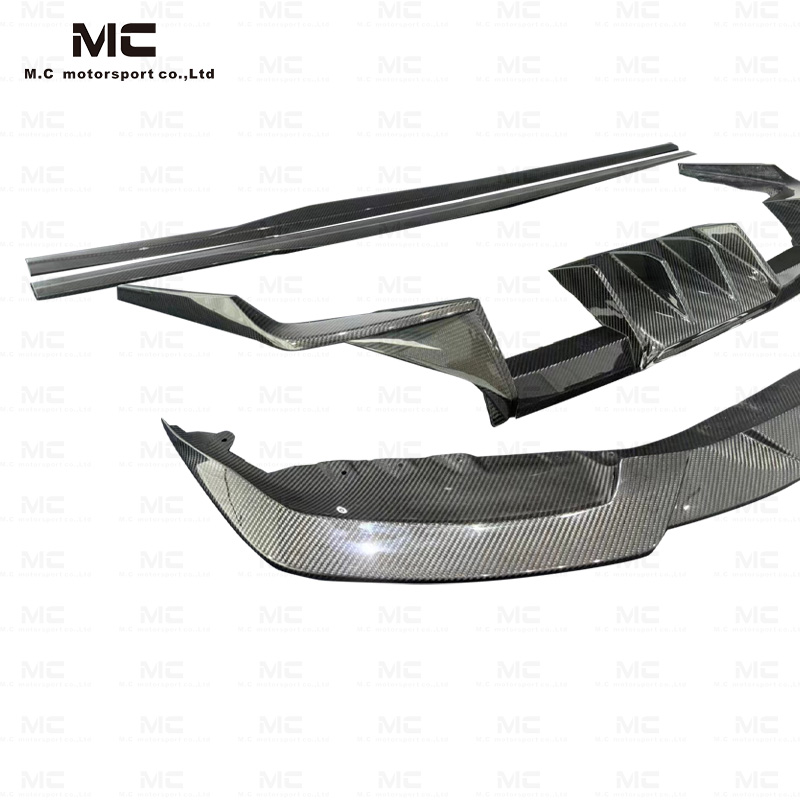 For BMW G87 R44 Style Carbon Fiber Body Kit 