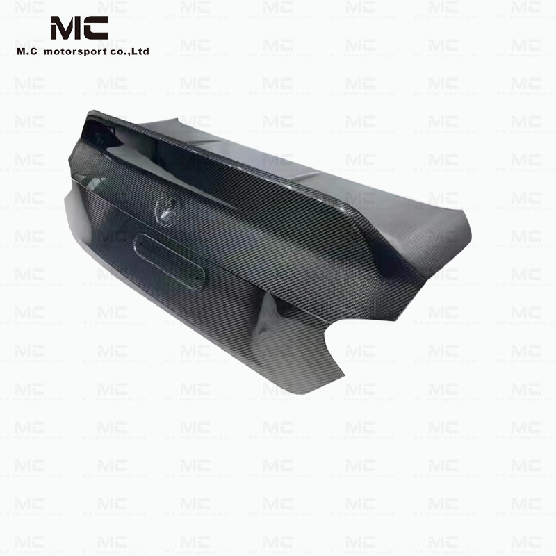 For BMW G87 CSL Style Carbon Fiber Trunk Lid 