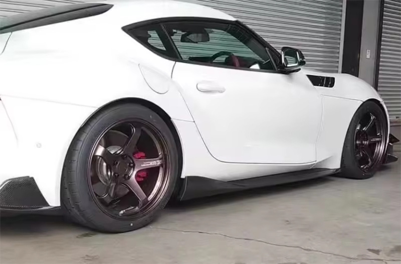 For Toyota SUPRA  A90 VRS Style Carbon Fiber Side Skirts 2019+