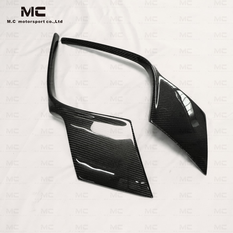For Porsche 911 992 Carbon Fiber Rear Bumper Wind Blade 2019+