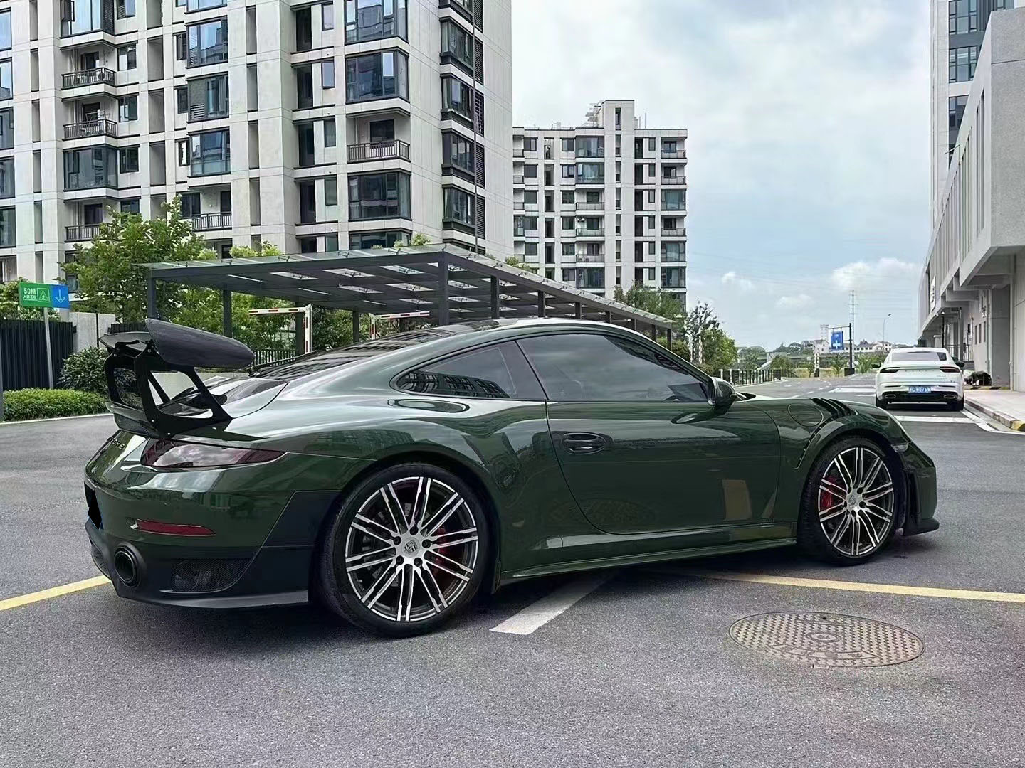 For Porsche 911 997 Half Carbon Fiber Body Kit 2005-2011