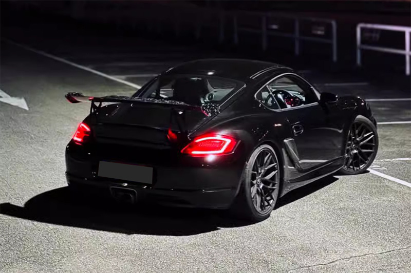 For Porsche 987 Carbon Fiber Side Skirts 2005-2008