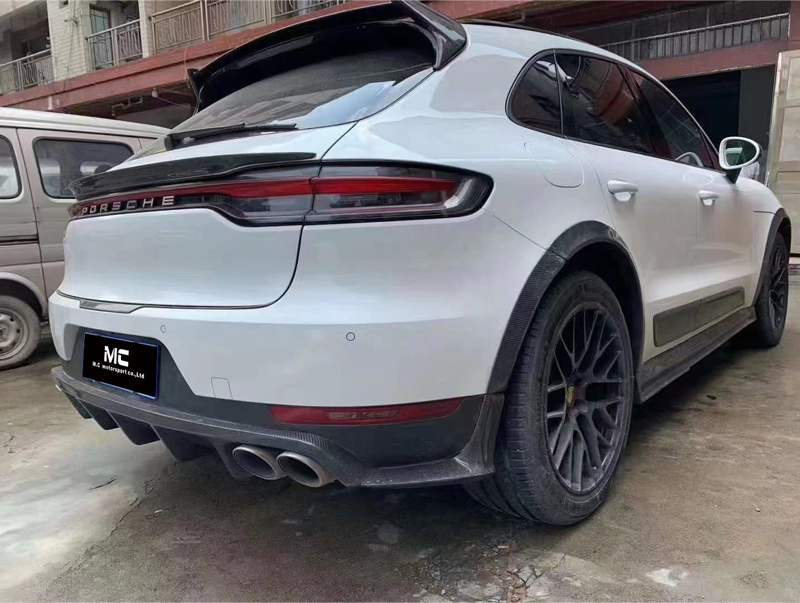 For Porsche Macan 95B Carbon Fiber Rear Diffuser 2020+