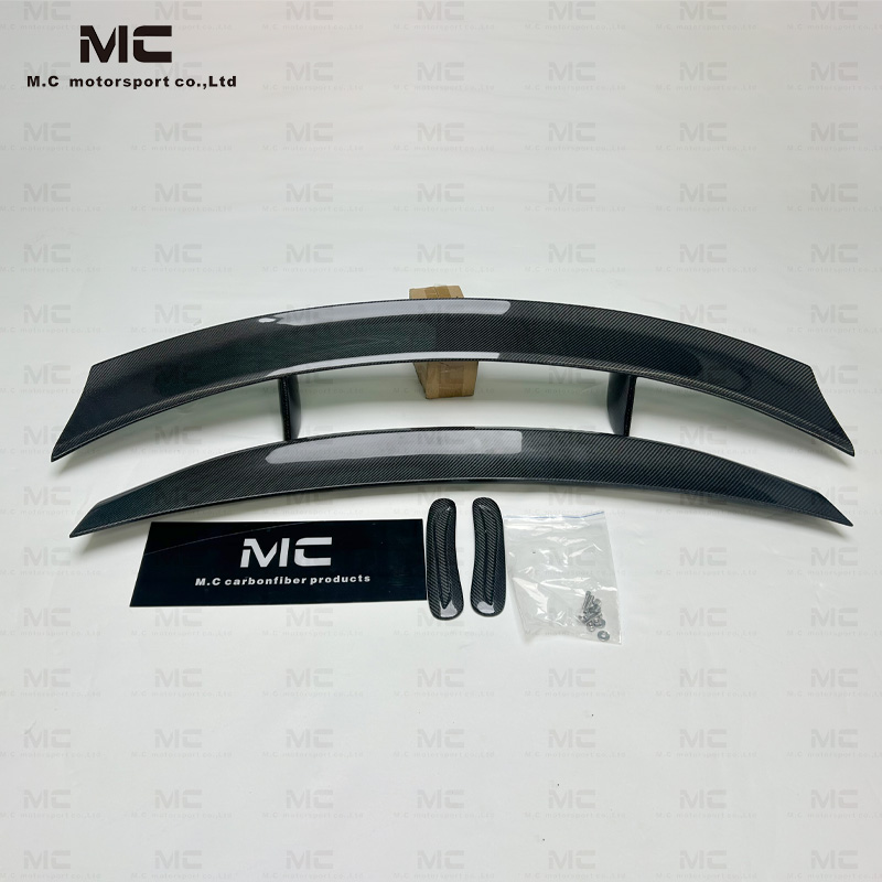 For Maserati GT 4.2 4.7 Carbon Fiber Spoiler 2014-IN