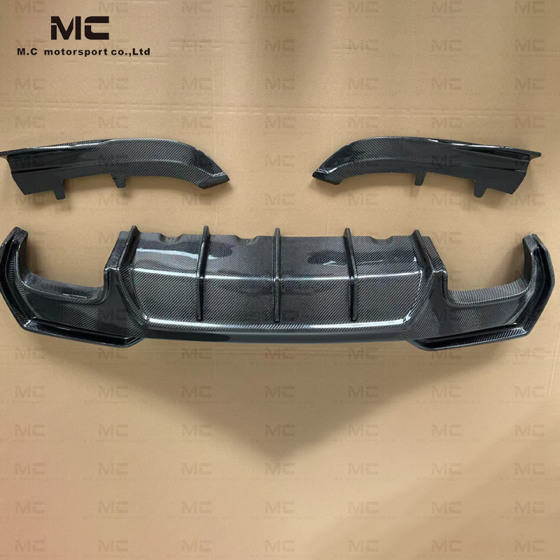 For BMW 4Series G22 3D Style Carbon Fiber Rear Diffuser 2020-IN