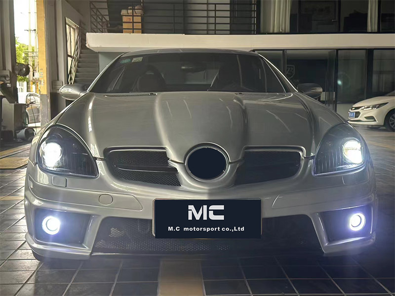 For Mercedes Benz R171 AMG Style Resin Carbon Fiber Body Kit 2005--2008
