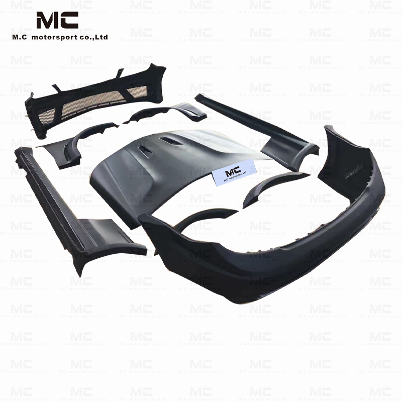 For Mercedes Benz W204 Wide Body Style Half Carbon Fiber Body Kit (without light) 2010--2014