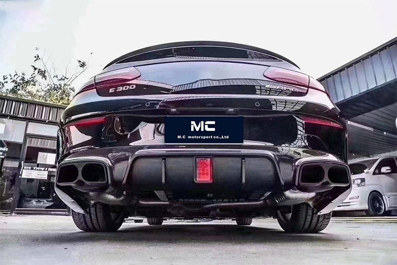 For Mercedes Benz Brabus Style Carbon Fiber Rear Diffuser 2017+