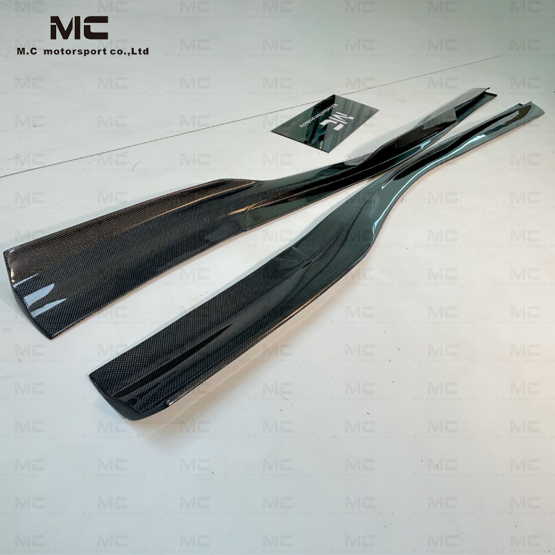 For Ferrari F8 Carbon Fiber Side Skirts 2014-2021