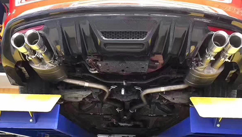 For Ford Mustang Flame style Carbon Fiber Rear Diffuser 2015-2017